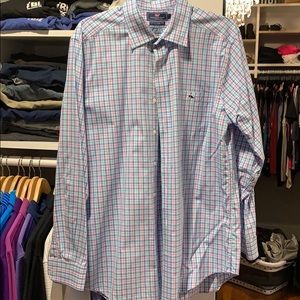 Vineyard vines button up shirt. Slim fit